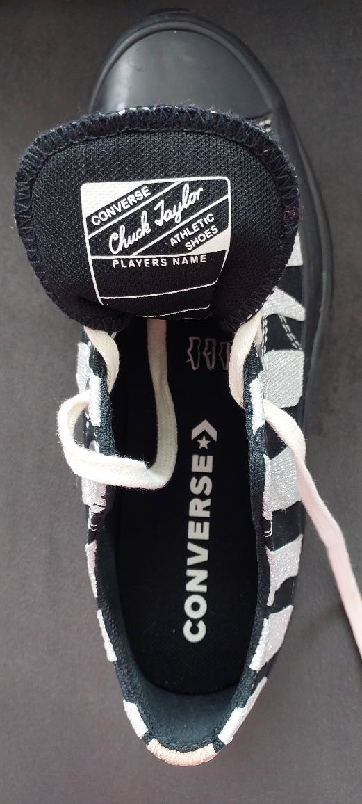Sneakersy Converse nowe r. 39