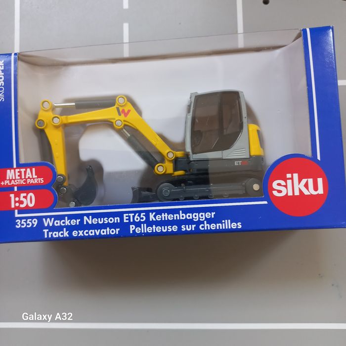 Siku S3559 koparka gasiennicowa 1:50 wacker Neuson