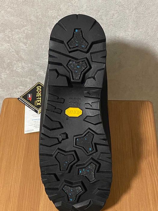 Ботинки зимние LOWA Tibet Superwarm GTX 2021(Новые)