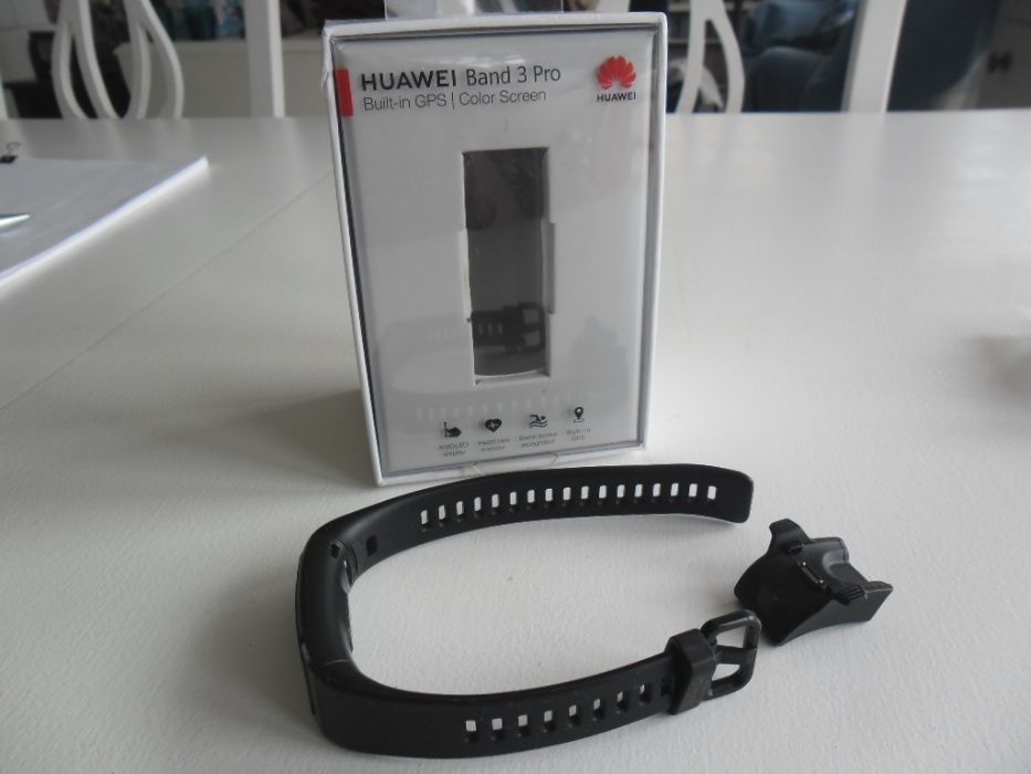 Pulseira Huawei Band 3 Pro-Preta. À prova de água.