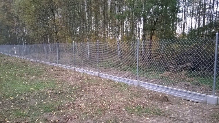 Słupek ogrodzeniowy 42x1,3mm h=2m ocynkowany 200cm jedyne 19 zł sztuka