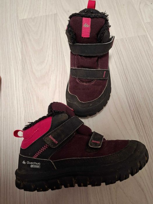 Ботинки на девочку Quechua. 26 р.