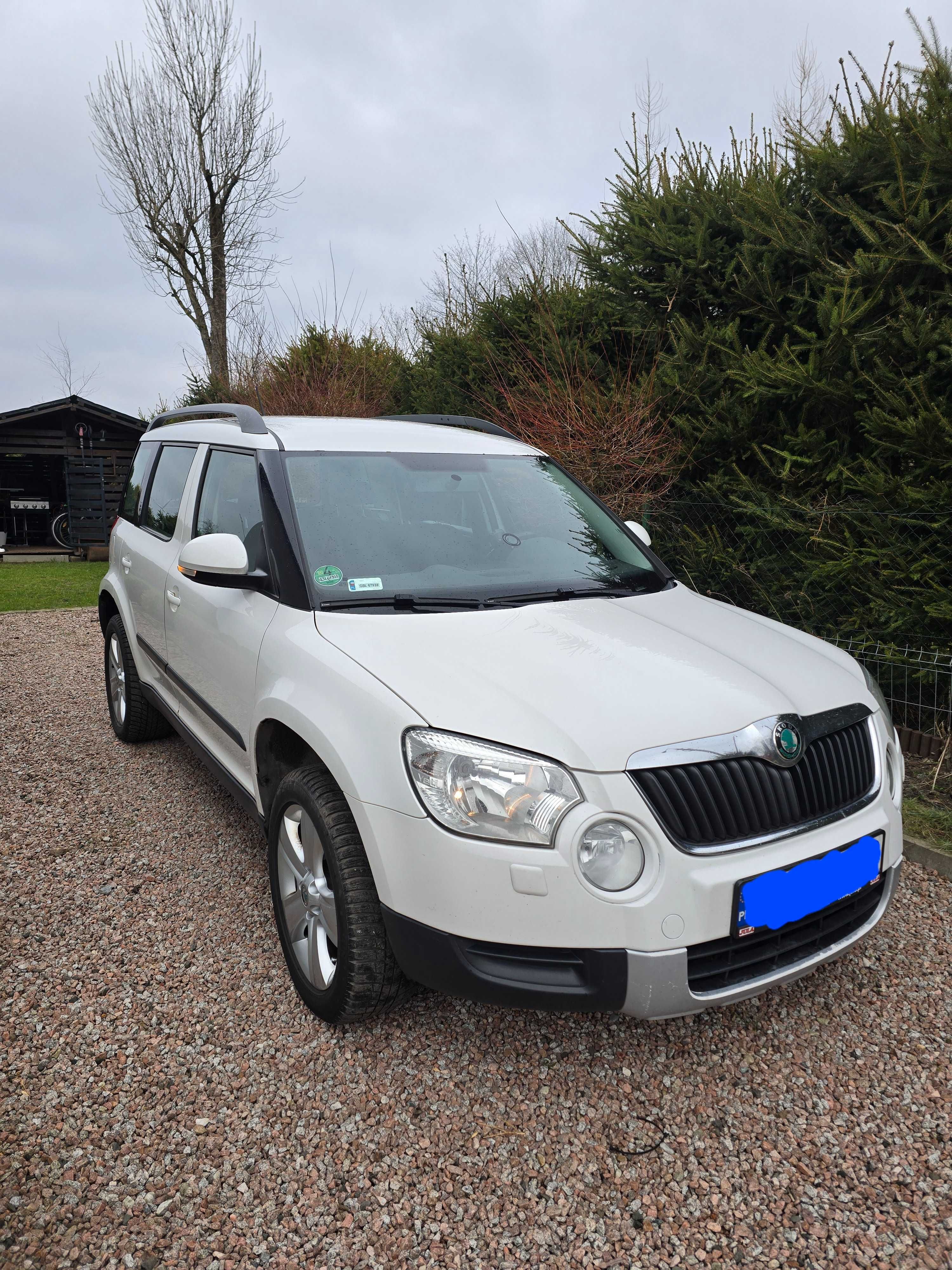 SKODA YETI 2.0 TDI 4X4 Dołączany automatycznie.