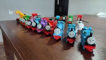 Mega Blocks Tomek i przyjaciele - Zestaw pociągów i wagonów- 24 cześci
