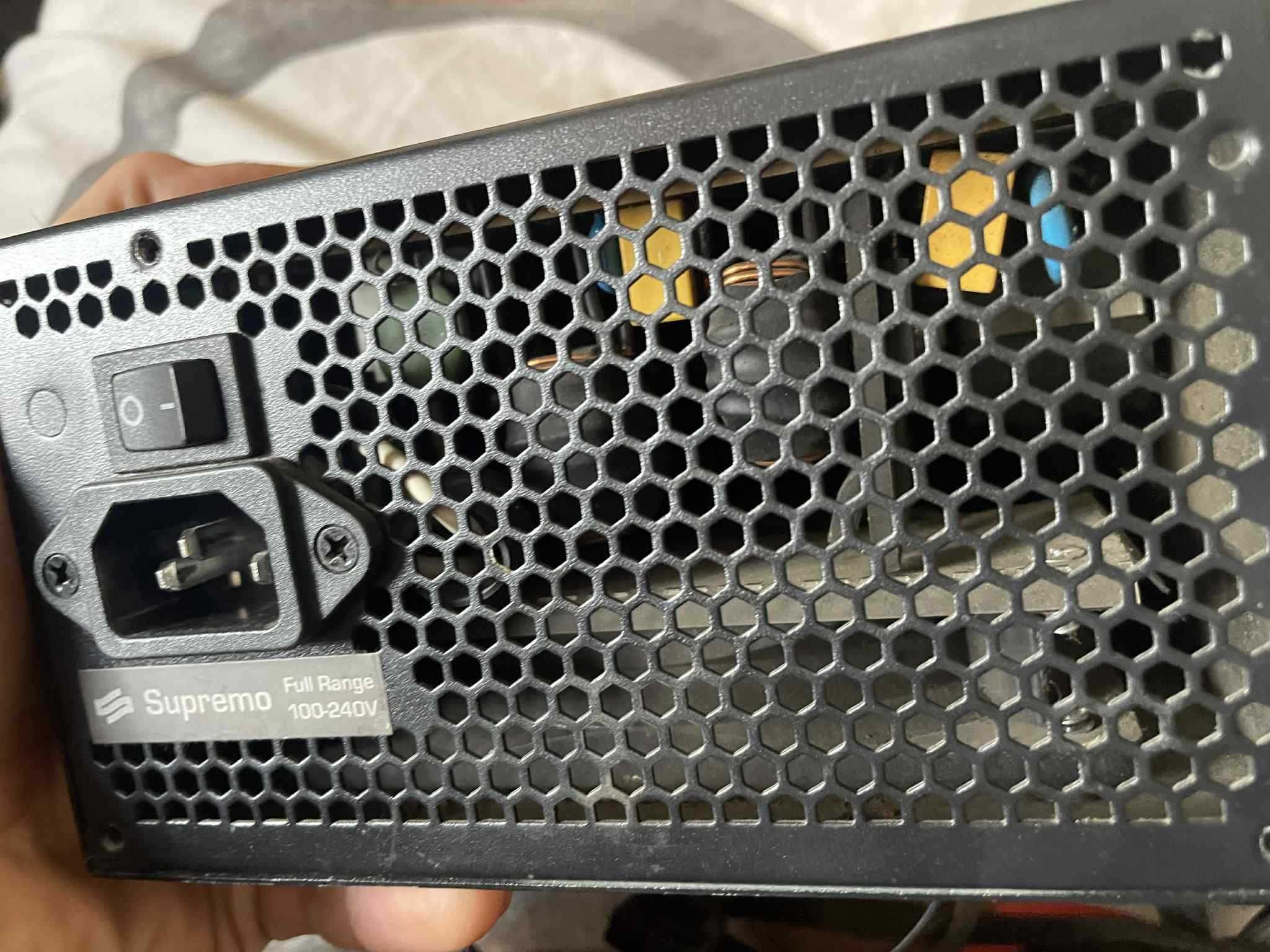 Zasilacz komputerowy komputer SilentiumPC Supremo L2 550W 80Plus Gold