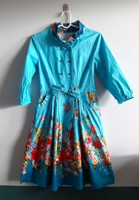 Sukienka  kwiecista elegancka przebranie księżniczka, królewna, wiosna