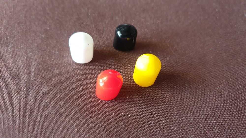 Защитный силиконовый колпачок на RCA разъем