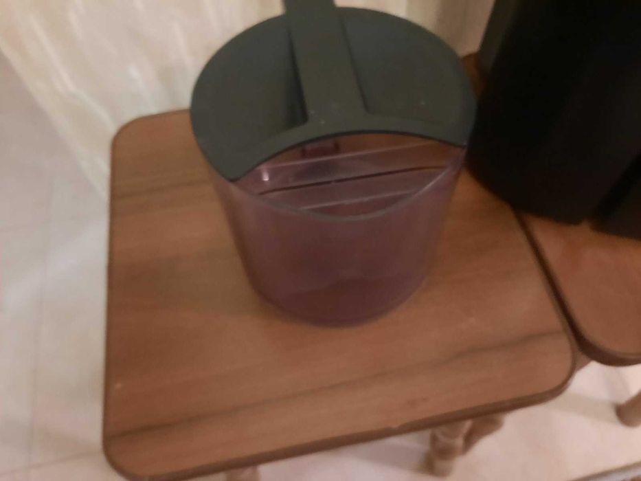 Соковыжималка центробежная BRAUN J500 Black