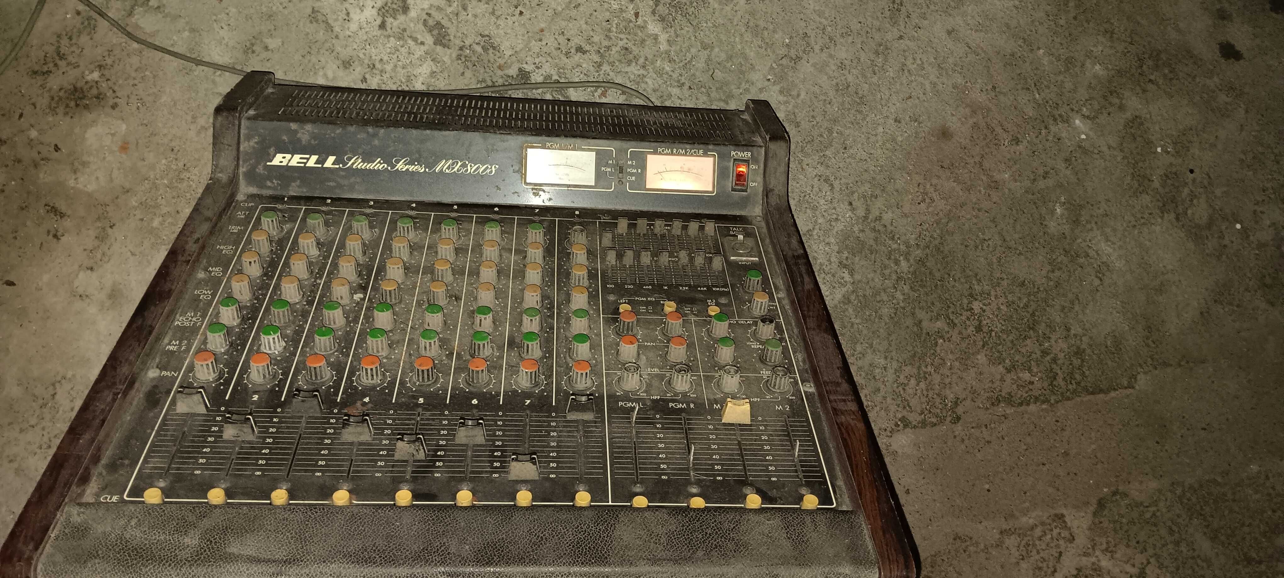 Mesa controladora de som
