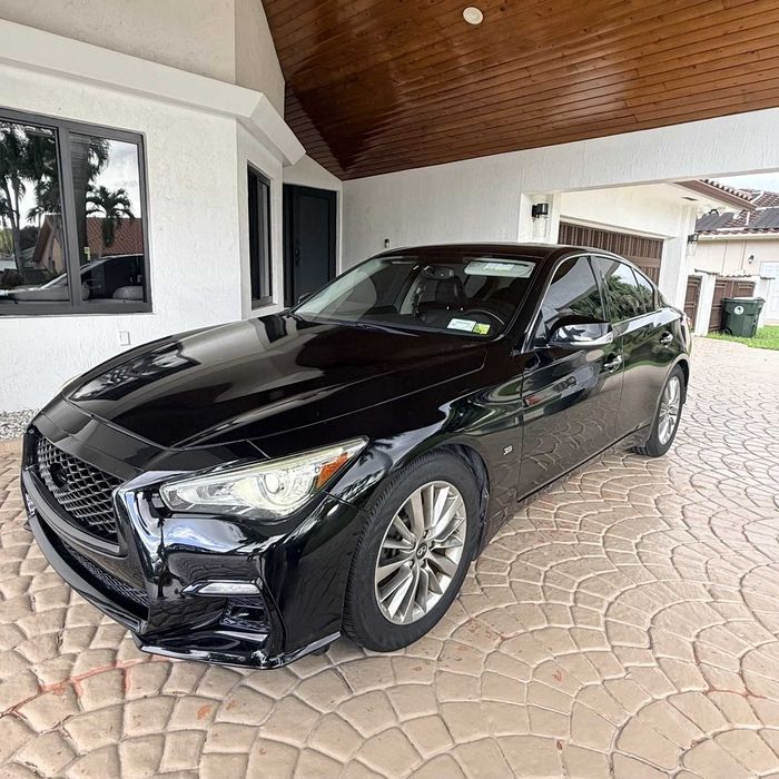 infiniti q50 3.0tt 405km napęd na 4 koła prod 2022