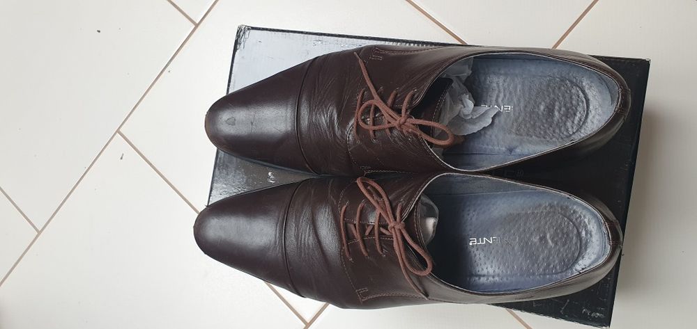 Pako Lorente rozm 44 brązowe