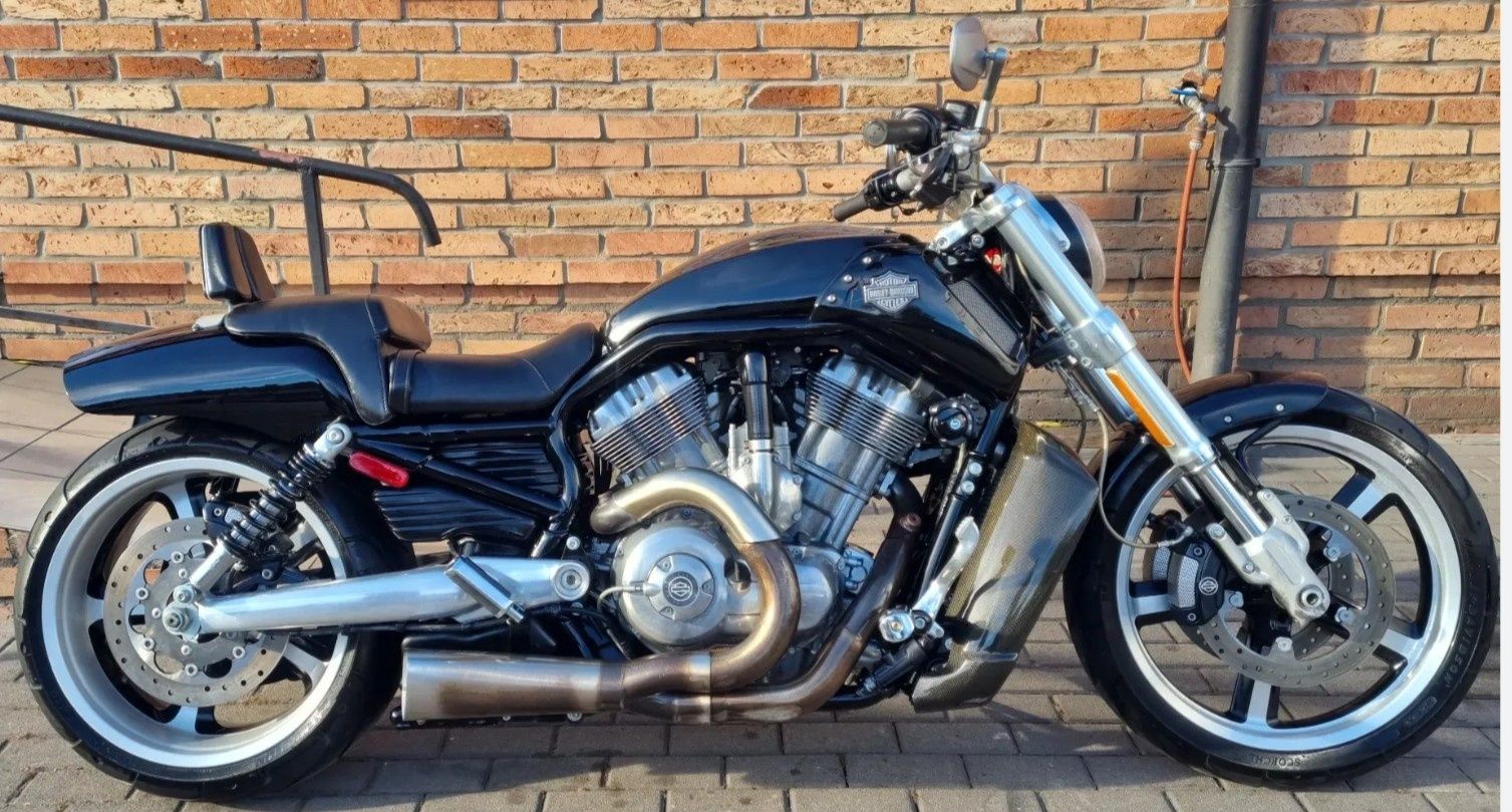 Harley-Davidson vrod muscle night rod