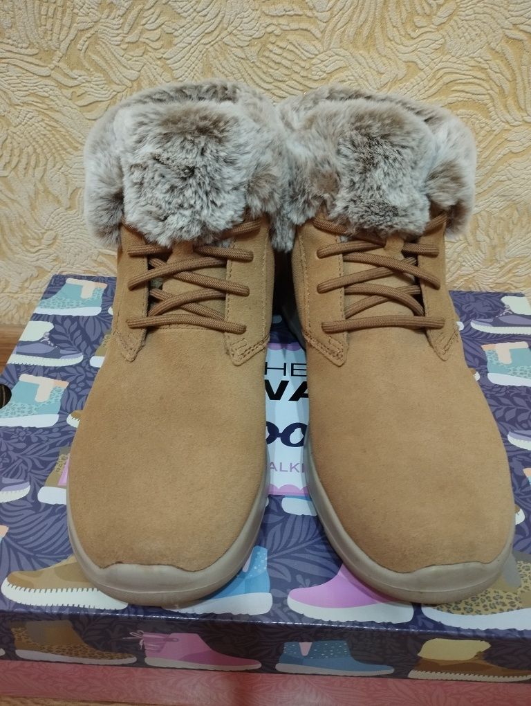 Жіночі черевики Skechers, р. 39