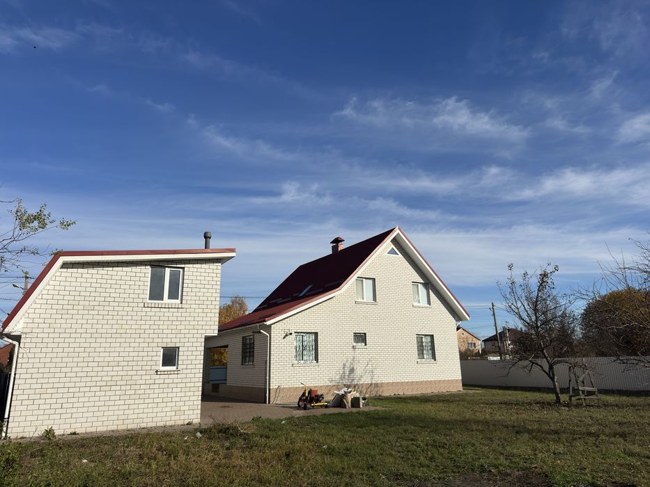 Будинок 200м2/20соток/ліс/школа/асвальтована дорога з ремонтом