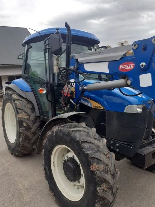New Holland TD5030  Ciągnik rolniczy TD5030 New Holland z ładowaczem czołowym, KRAJOWY
