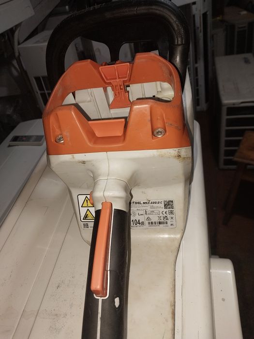 Аккумуляторна пила STIHL MSA 220C после сервисного обслуживания