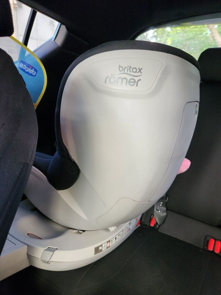 Дитяче топове автокрісло Britax romer dualfix 360 0-4 роки