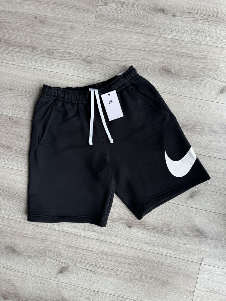Шорты Nike Swoosh