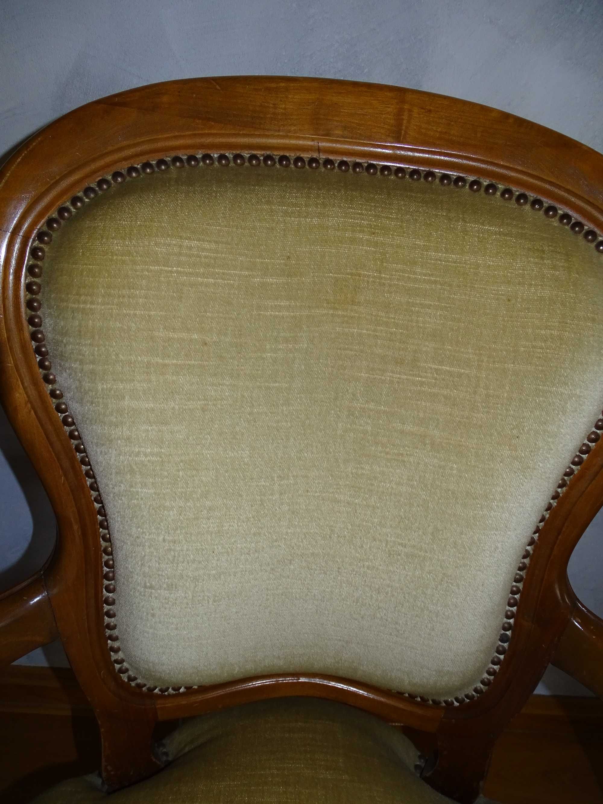 Fotel w stylu biedermeier (Ludwik XVI)