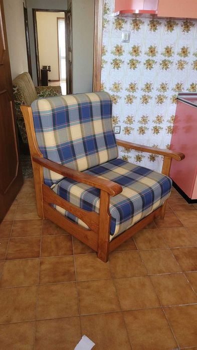 Sofá Cama Solteiro Pouf