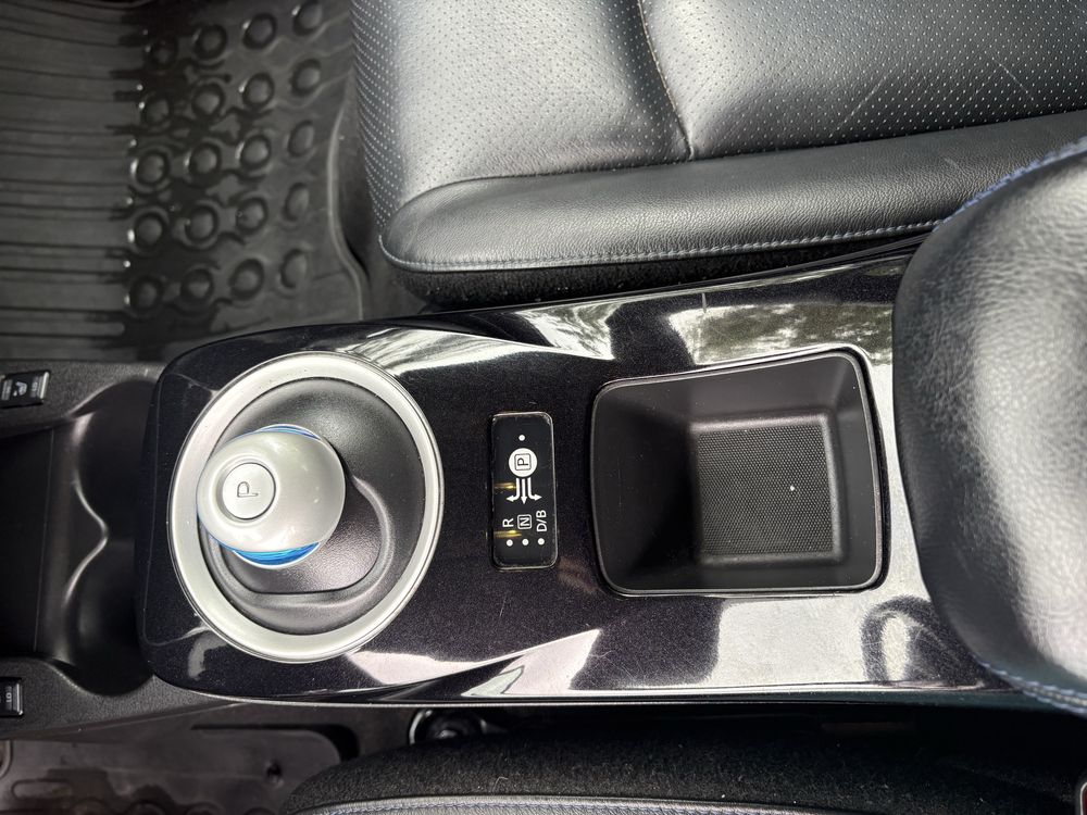 Nissan Leaf 2014