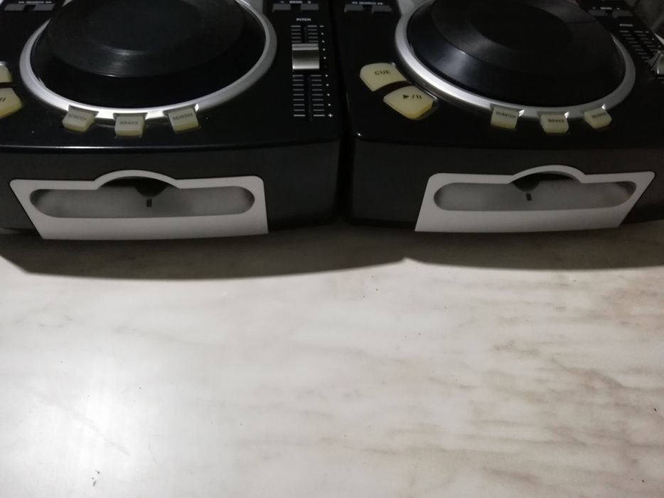 CDJ проигрыватель Vestax CDX 05