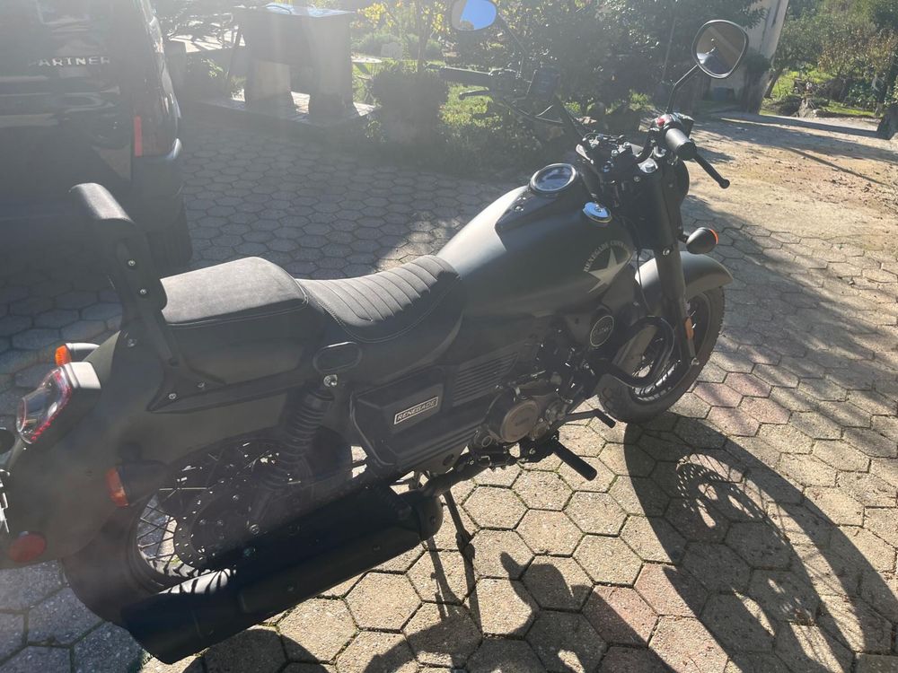 UM Renegade Comando 125cc