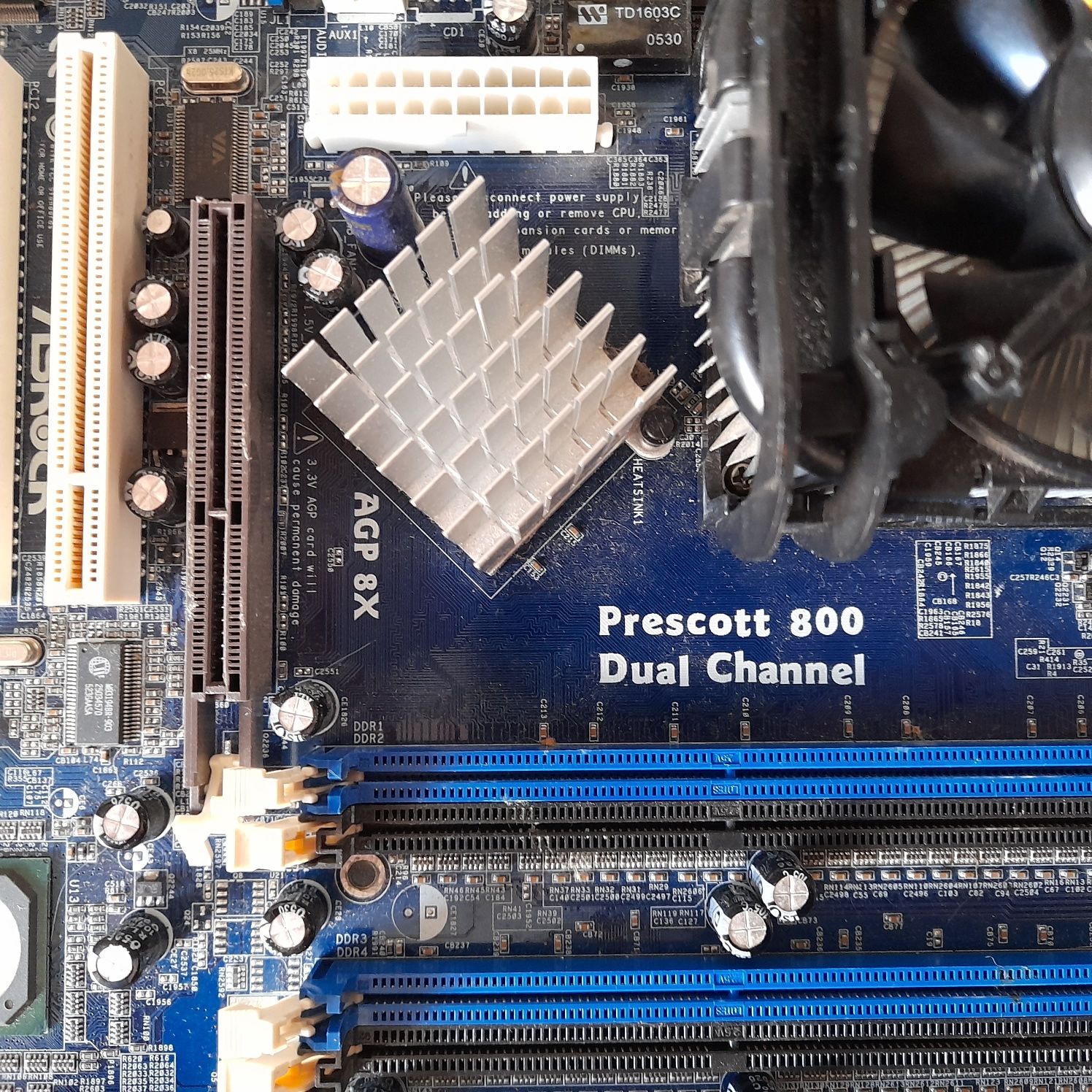 Motherboard Asrock Prescott 800 pentium4