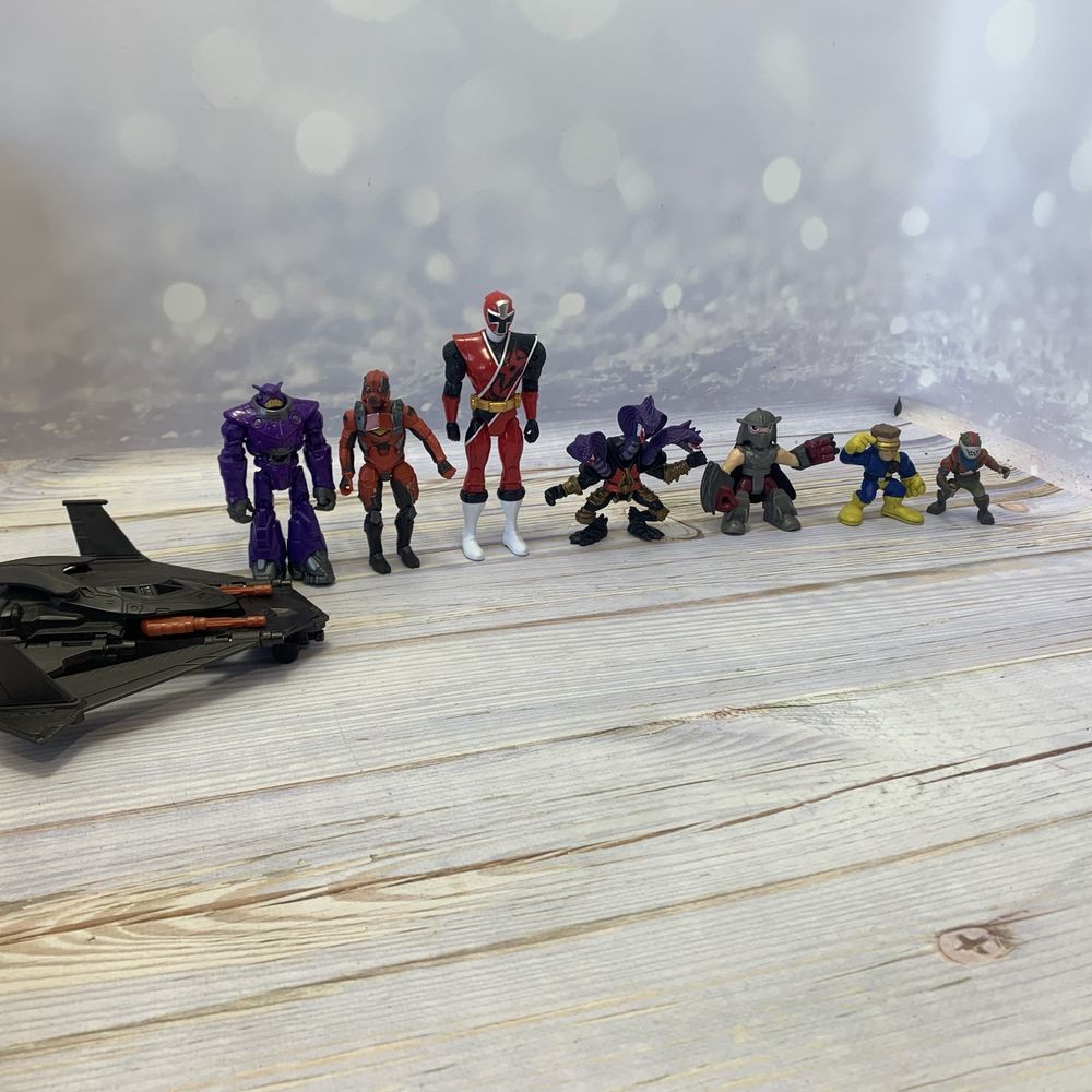 Фігурки Mattel, DC Comics, Disney, Fortnite, power rangers, vivacom