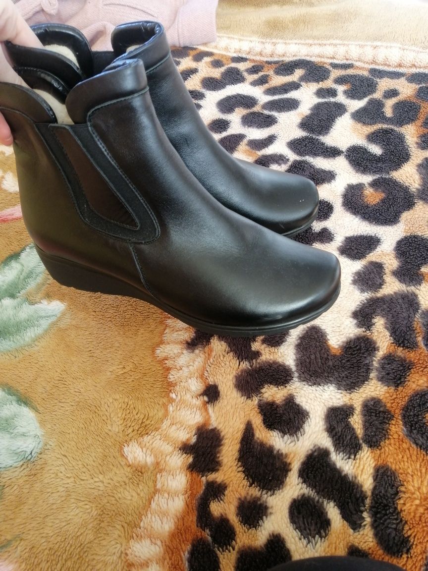 Nowe nieużywane buty botki kozaki kozaczki