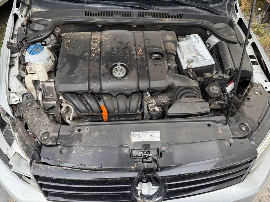 Продам Volkswagen jetta 2011 рік 2,5 автомат