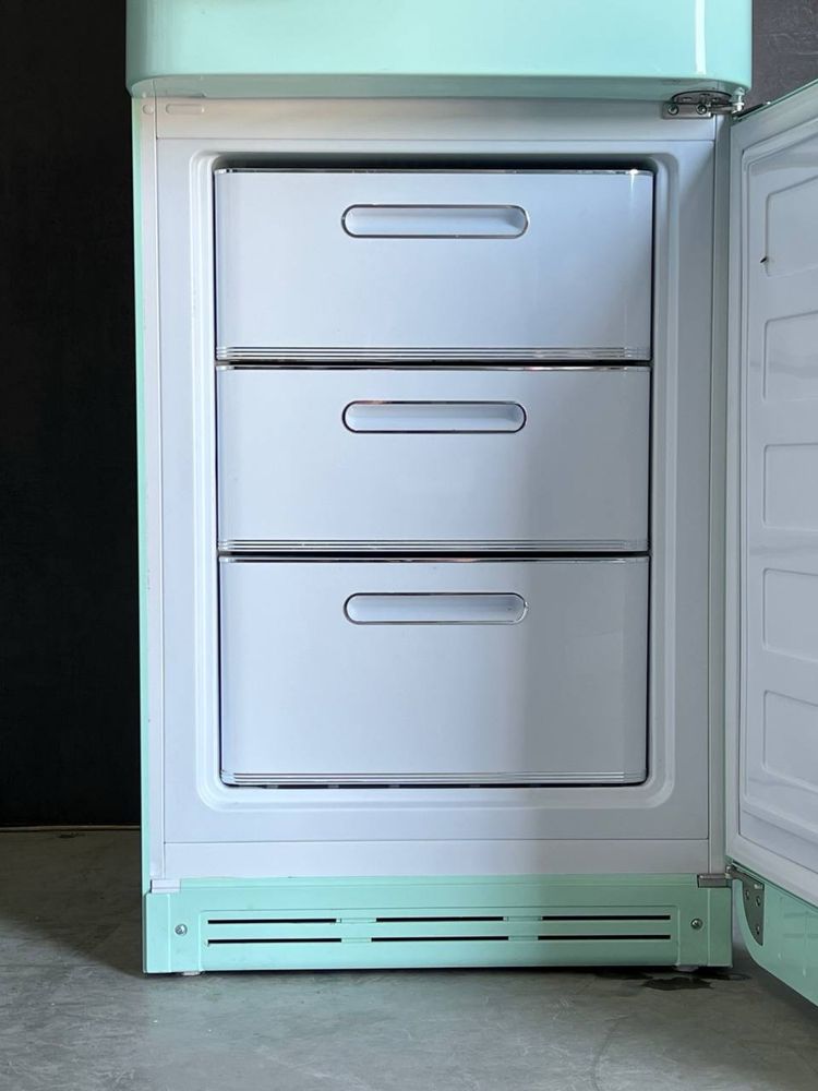 Холодильник Smeg FAB 32 -2 покоління СТАН ІДЕАЛ холодильник