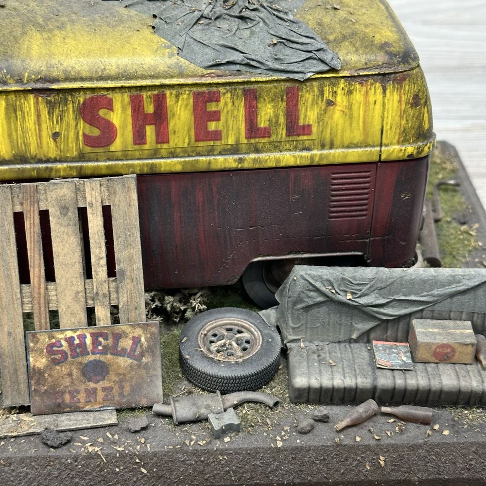 Diorama VW T1 “Pão de Forma” Escala 1/18 – Decoração Shell