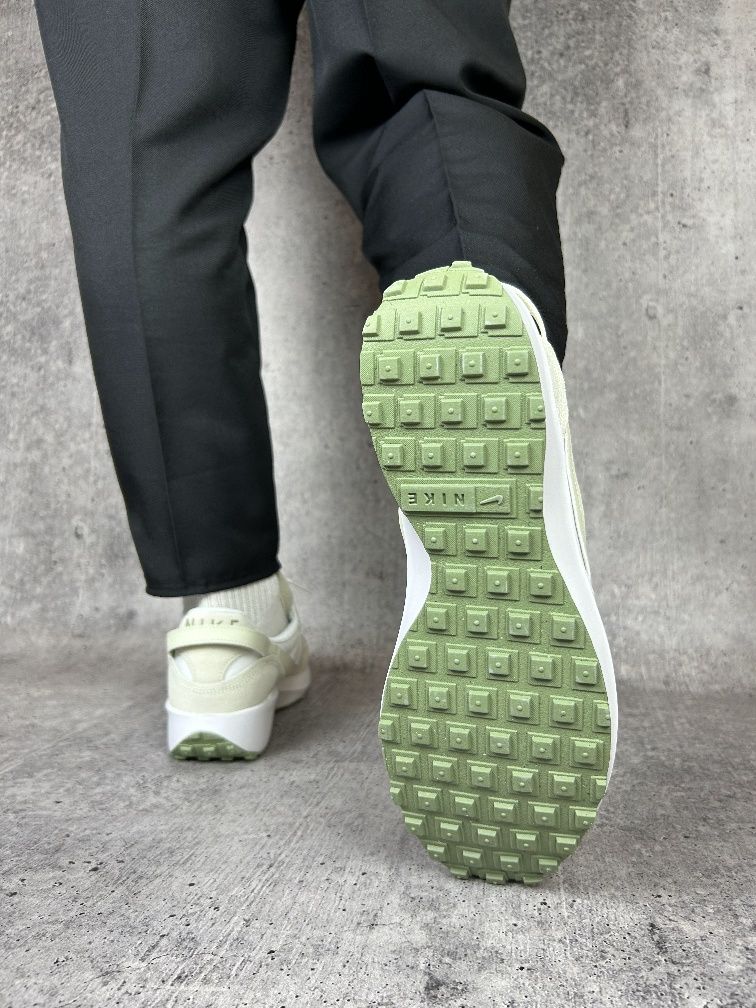 Кросівки чоловічі Nike WAFFLE DEBUT