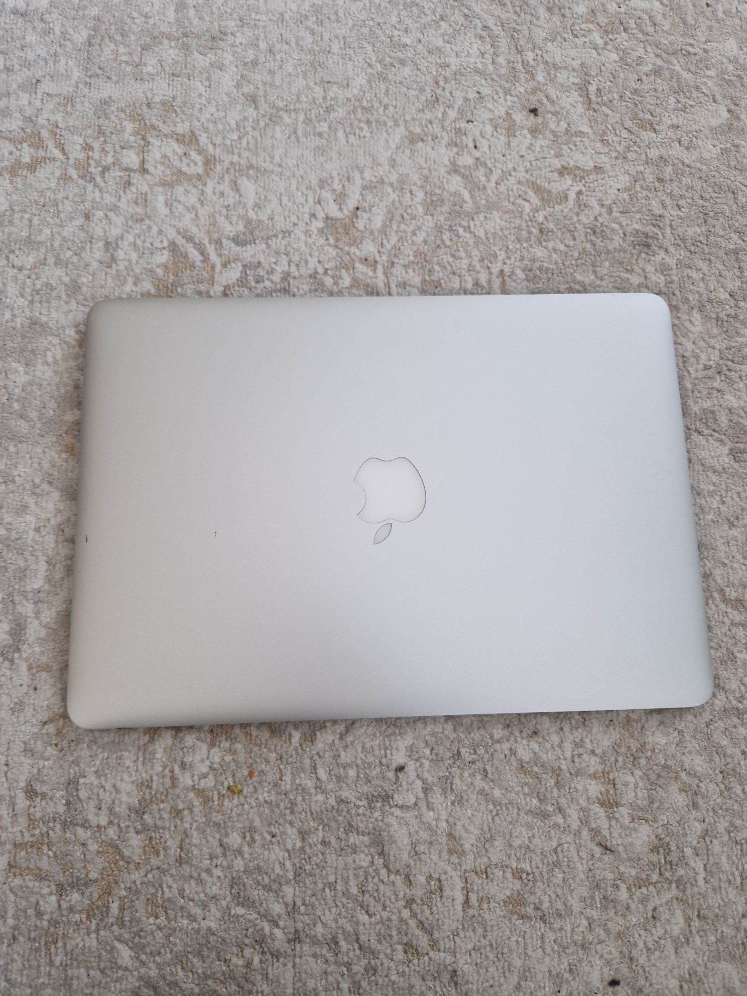 Macbook air 13 2017 core i5 8/256gb Ідеал