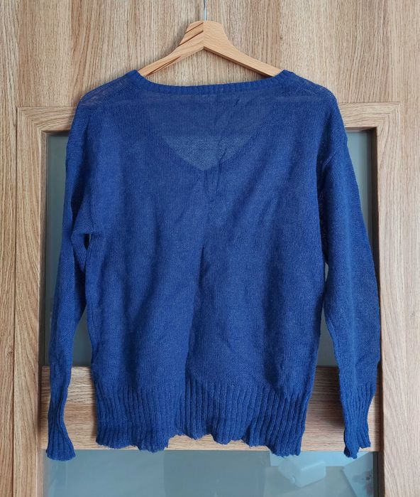 Delikatny sweter mgiełka niebieski Oysho rozm 36