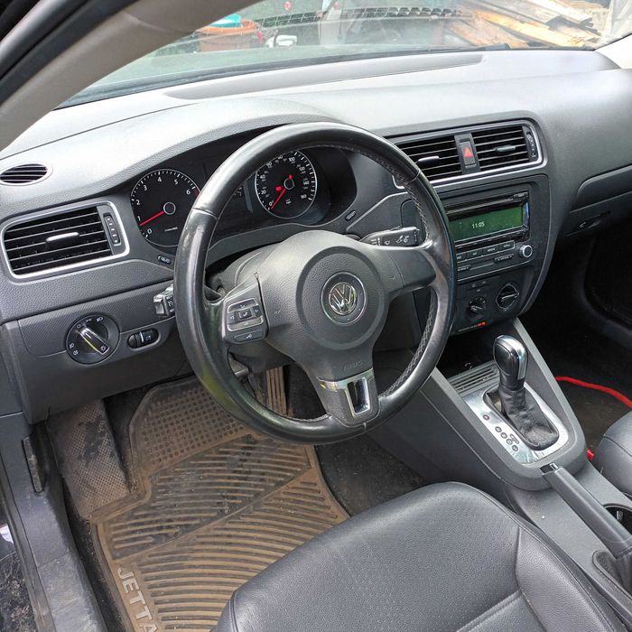 VW Jetta 1.8 benzyna , automat