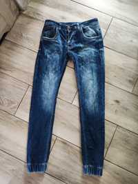Spodnie męskie jeansowe slim fit rozmiar 31/34