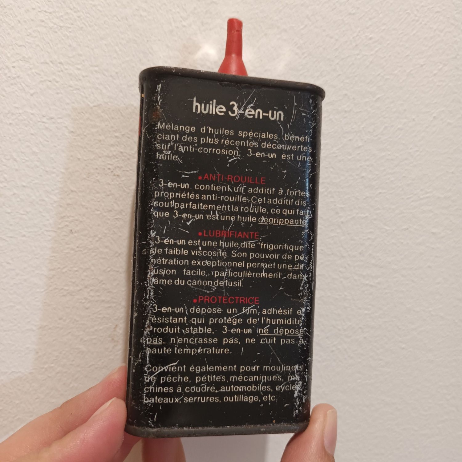 Antiga lata vazia 3 en 1 huile