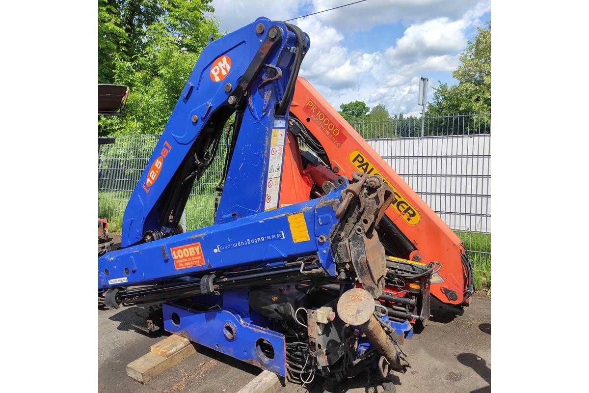 hds manipulator pm12.5 hiab palfinger fassi hmf atlas terex żuraw