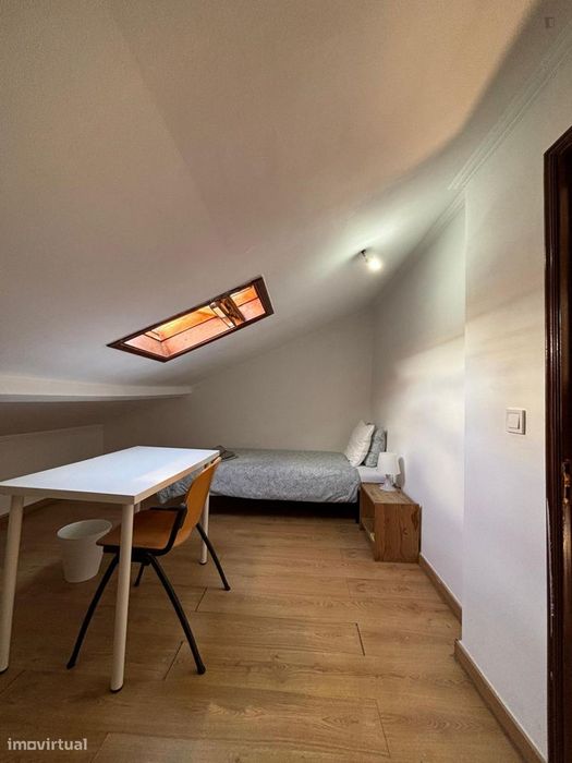 720674 - Quarto (2) casa partilhada ambiente...