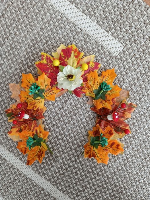 Обруч на свято осені