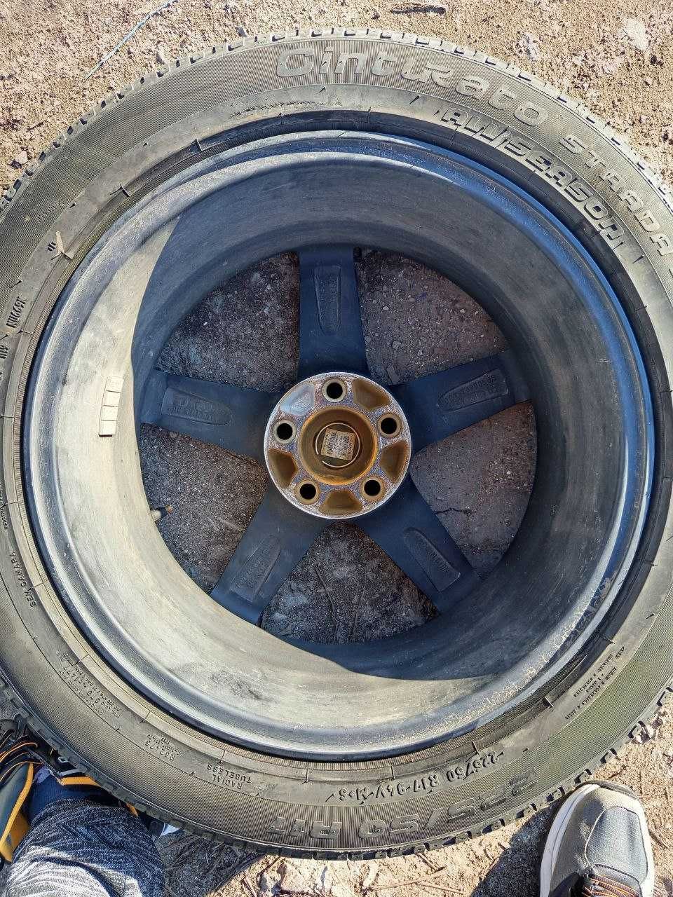 Шины та диск б/у лето 255/50 r17