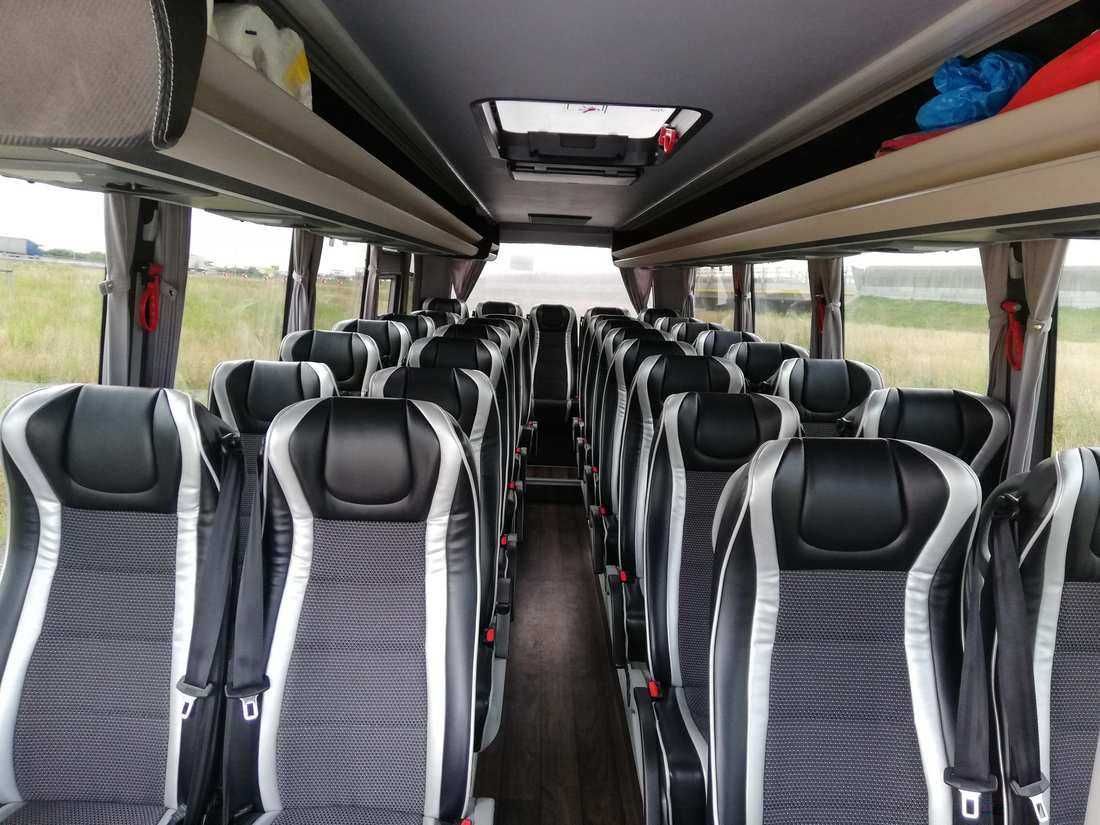 Przewóz osób/wynajem busów/wynajem autokarów