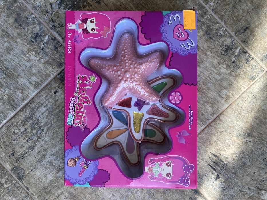 Набір косметики дитячий НОВИЙ