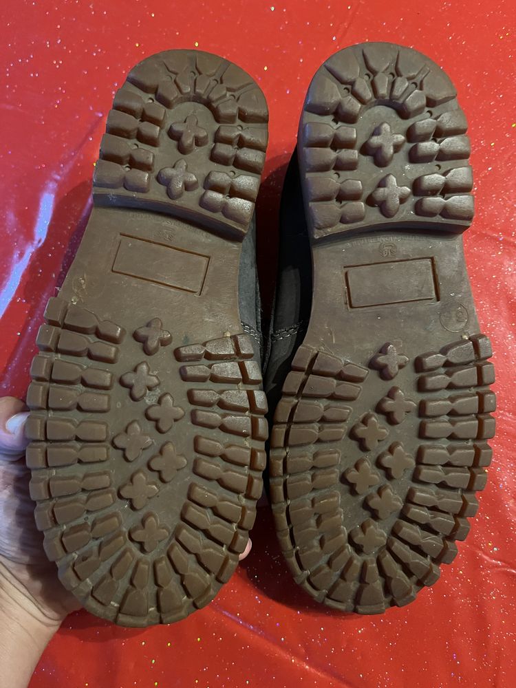 Sapatos vela pele 36