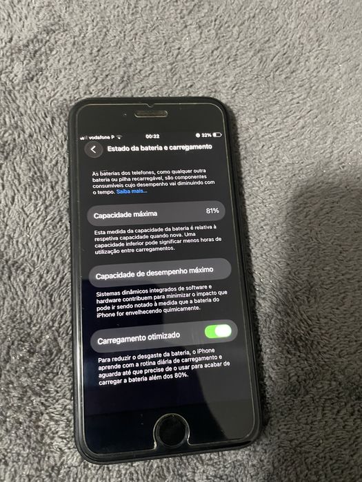 iPhone SE 2020 - 64GB - Preto