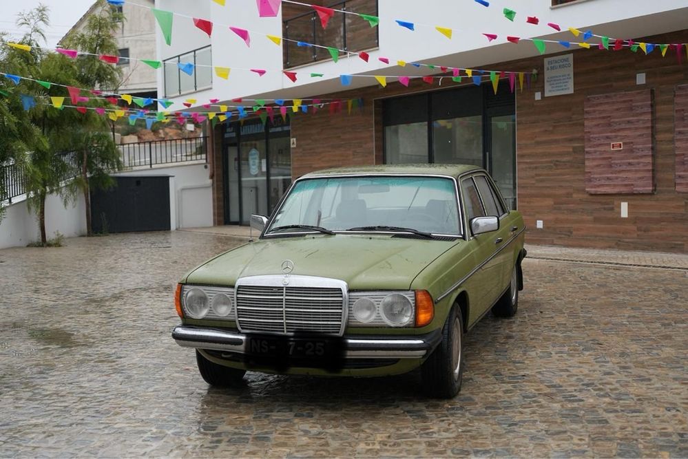 Mercedes 240d W123