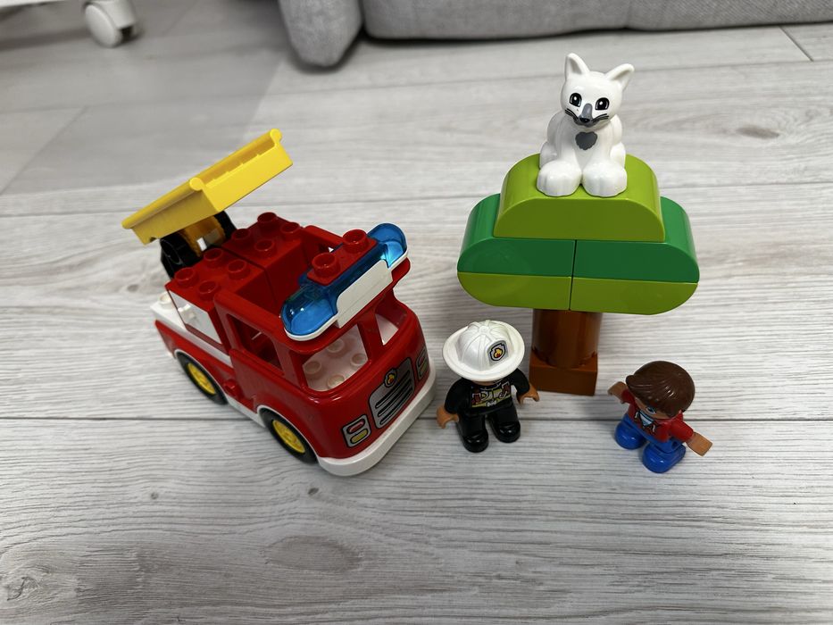 Lego Duplo ponad 8 zestawów