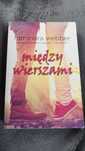 Książka "między wierszami"